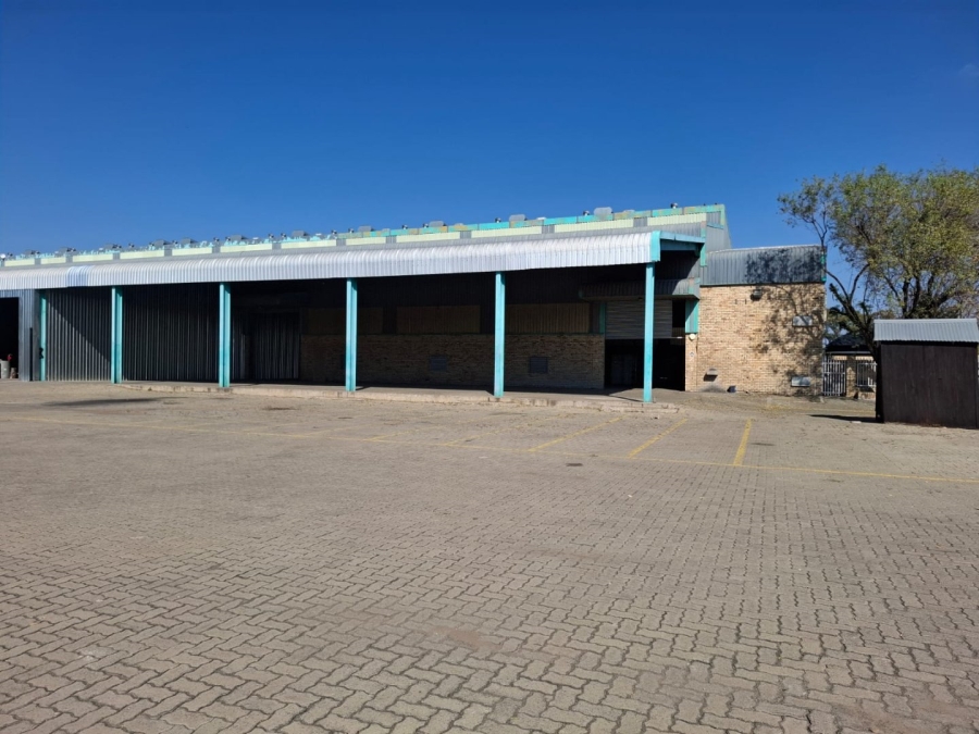 To Let Commercial Property for Rent in Oos Einde Free State